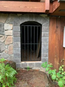 Gate